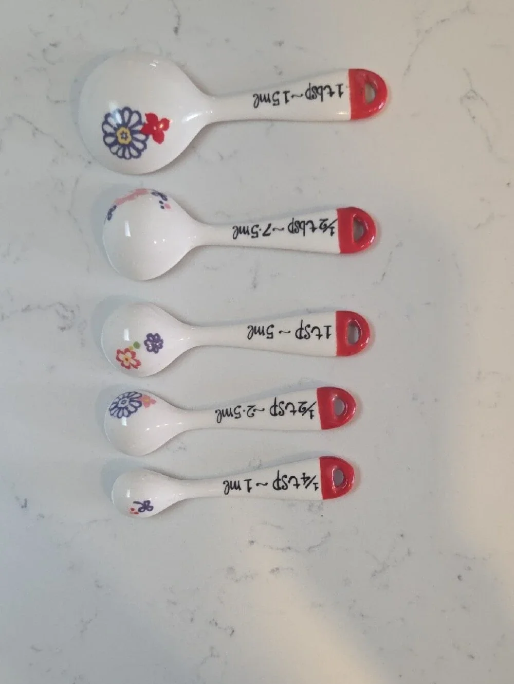 Anthropologie Florie Ceramic Measuring Spoon Set with Red Handles